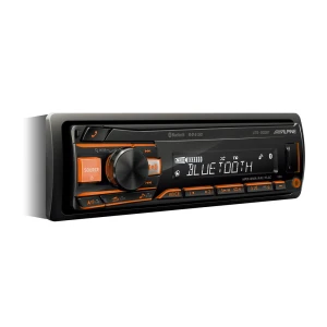 Alpine UTE-200BT autórádió Bluetooth és USB csatlakozással, kiváló hangminőséggel.