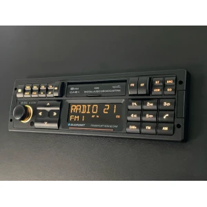 Autórádió Blaupunkt Frankfurt RCM 82 DAB - DAB+ digitális rádió, kiváló hangminőség, modern kialakít.
